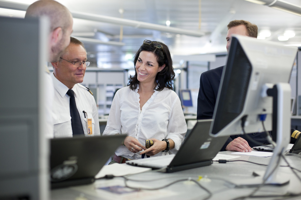 LAT und LH Group entwickeln gemeinsam ein weltweit einzigartiges Konzept für die Ausbildung von Flugdienstberatern